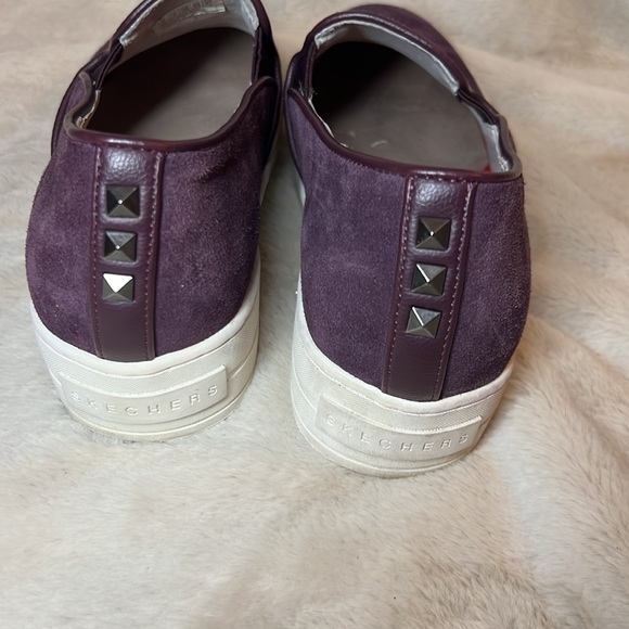 Skechers Women’s casual sneakers - size 8 - Picture 7 of 7